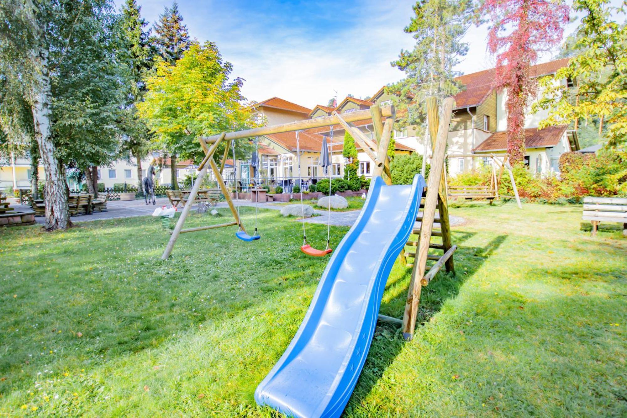 Ferien Hotel Spree-Neisse Neuhausen  ภายนอก รูปภาพ