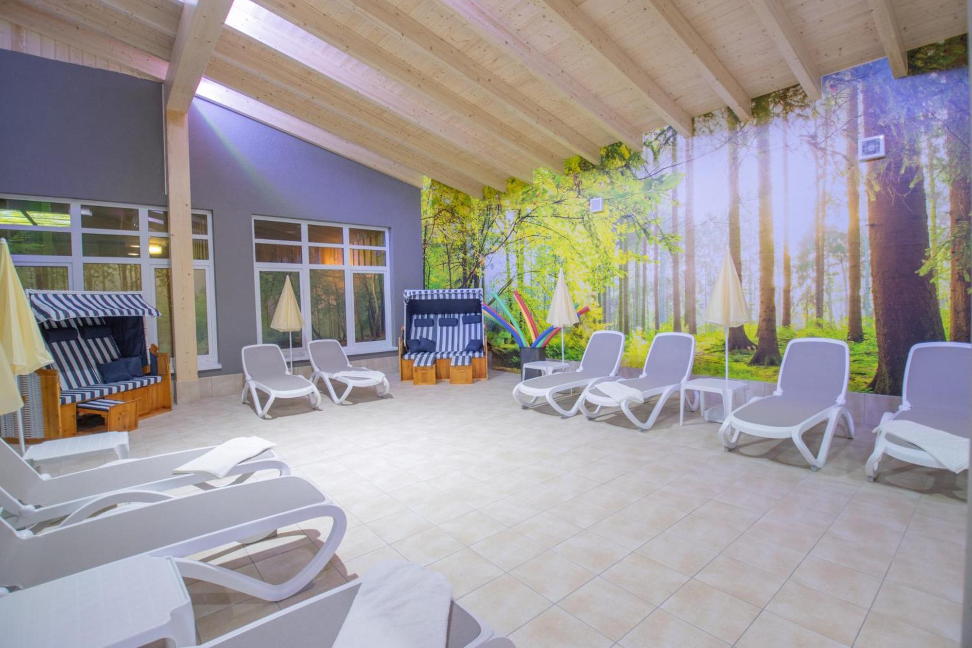 Ferien Hotel Spree-Neisse Neuhausen  ภายนอก รูปภาพ
