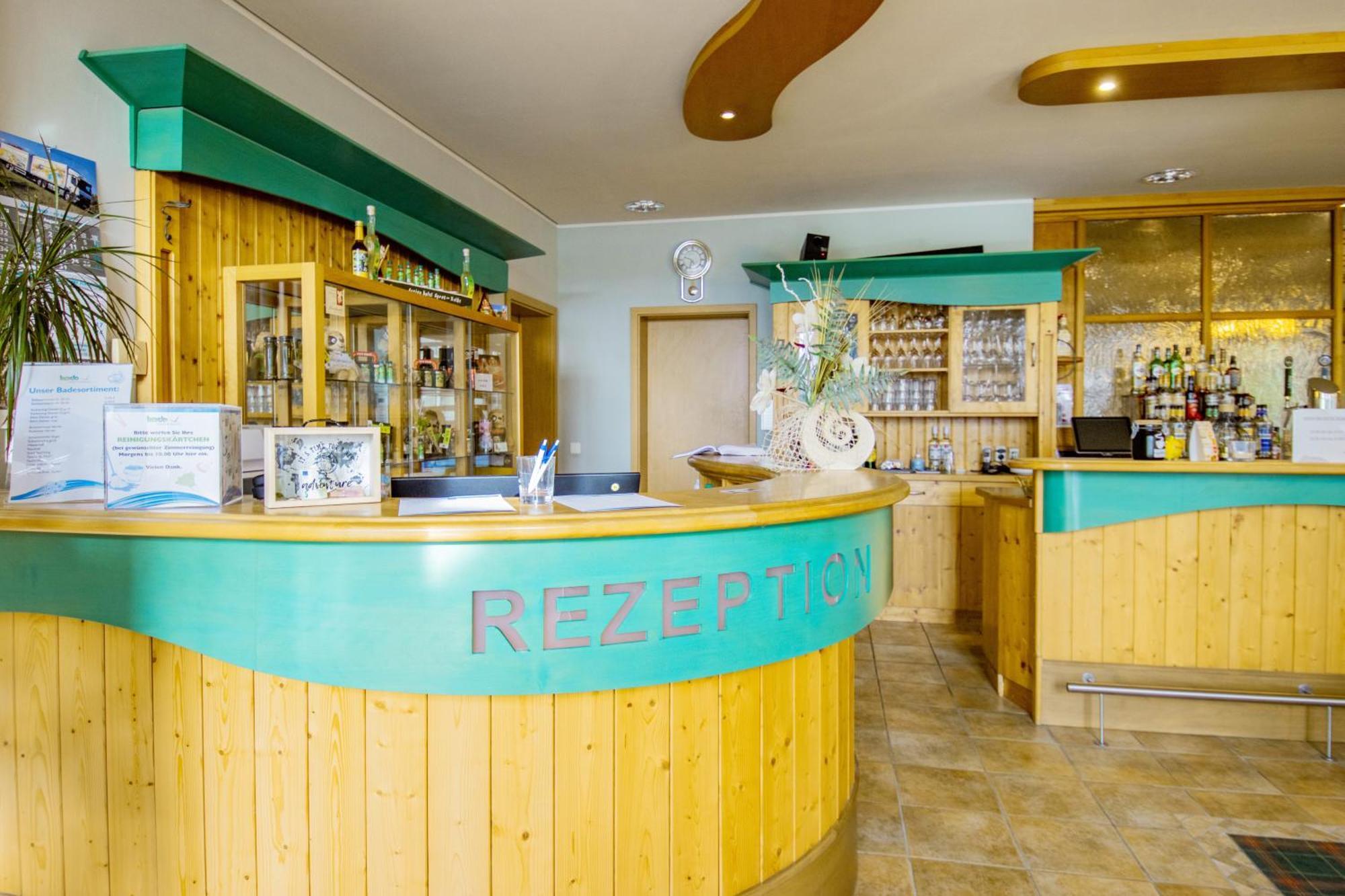 Ferien Hotel Spree-Neisse Neuhausen  ภายนอก รูปภาพ