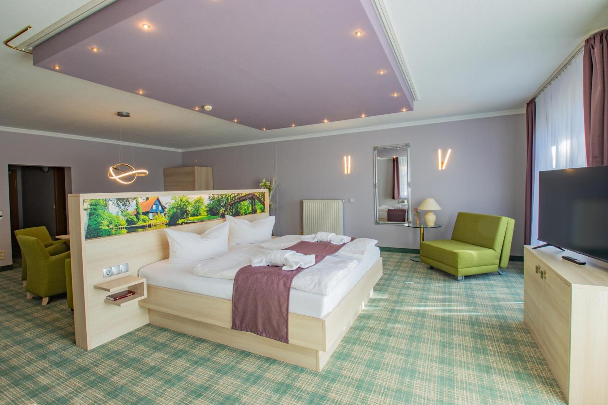 Ferien Hotel Spree-Neisse Neuhausen  ภายนอก รูปภาพ
