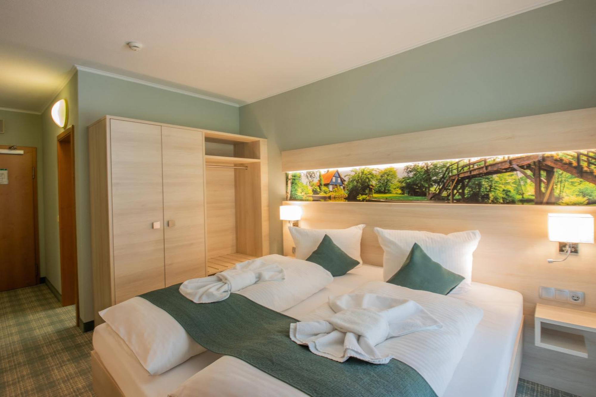 Ferien Hotel Spree-Neisse Neuhausen  ภายนอก รูปภาพ